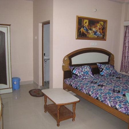 Krishna Paying Guest House Varanasi Værelse billede