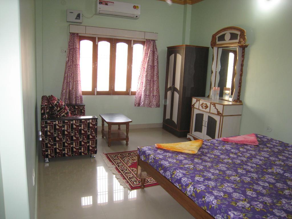 Krishna Paying Guest House Varanasi Værelse billede