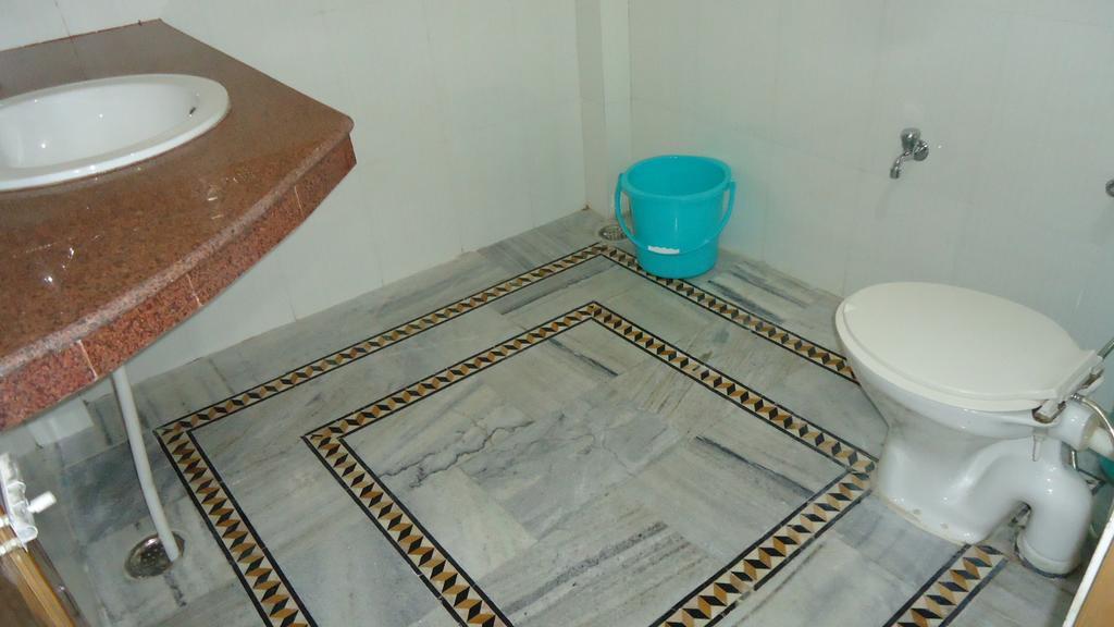 Krishna Paying Guest House Varanasi Eksteriør billede